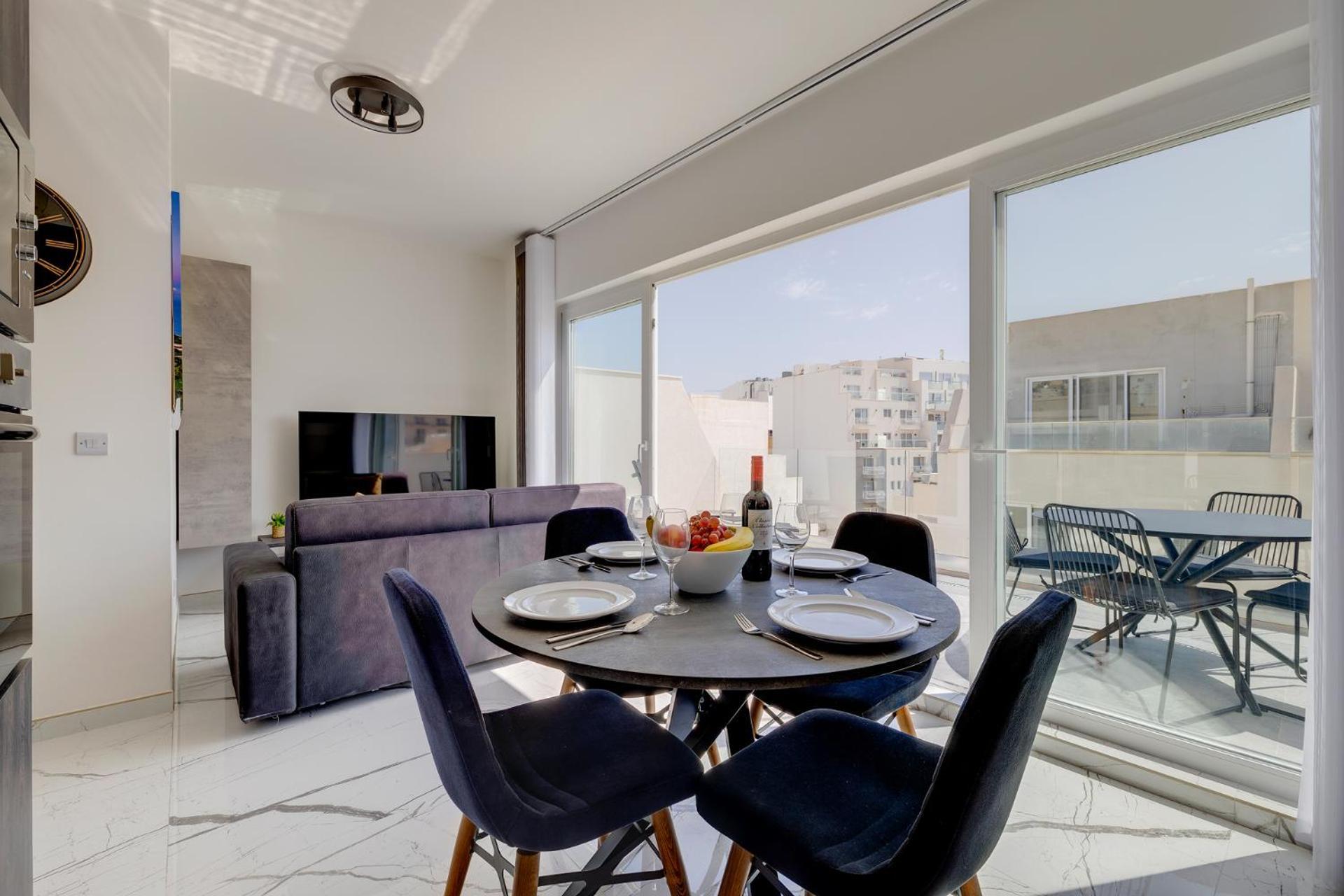 Apartment Chic *
